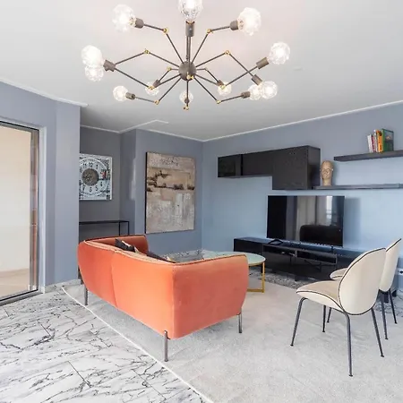 Expo River View Apartment *