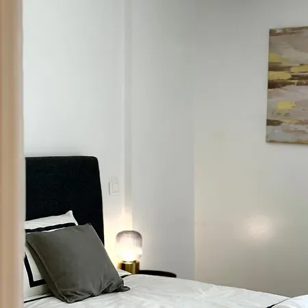 Expo River View Apartment *