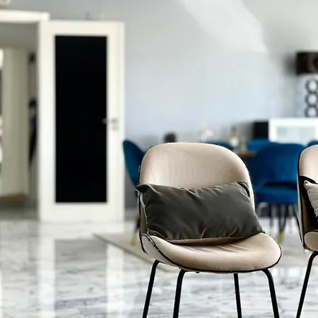 Appartamento Expo River View *